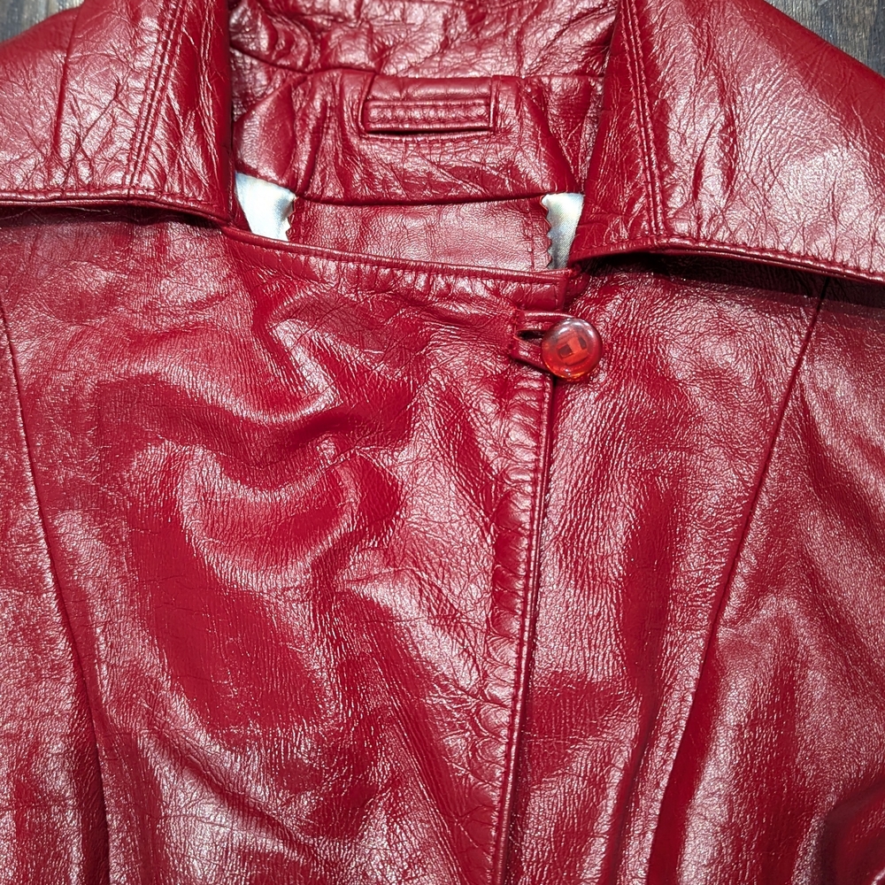 Women's Red Genuine Leather Coat - Picture 5 of 11